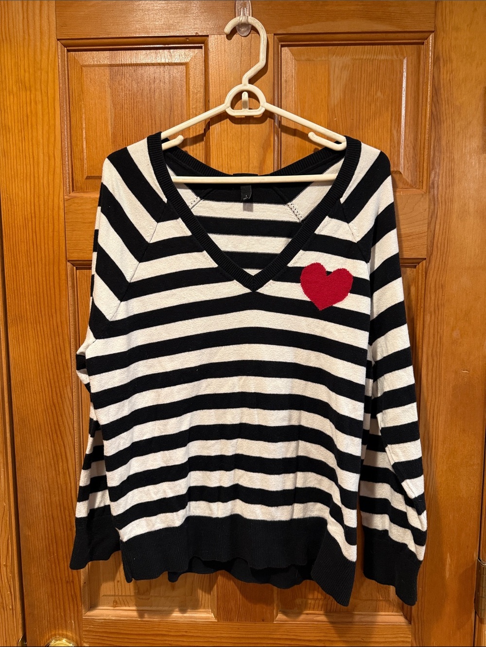 Torrid vneck striped sweater with Heart on left side size 1 .(14/16)